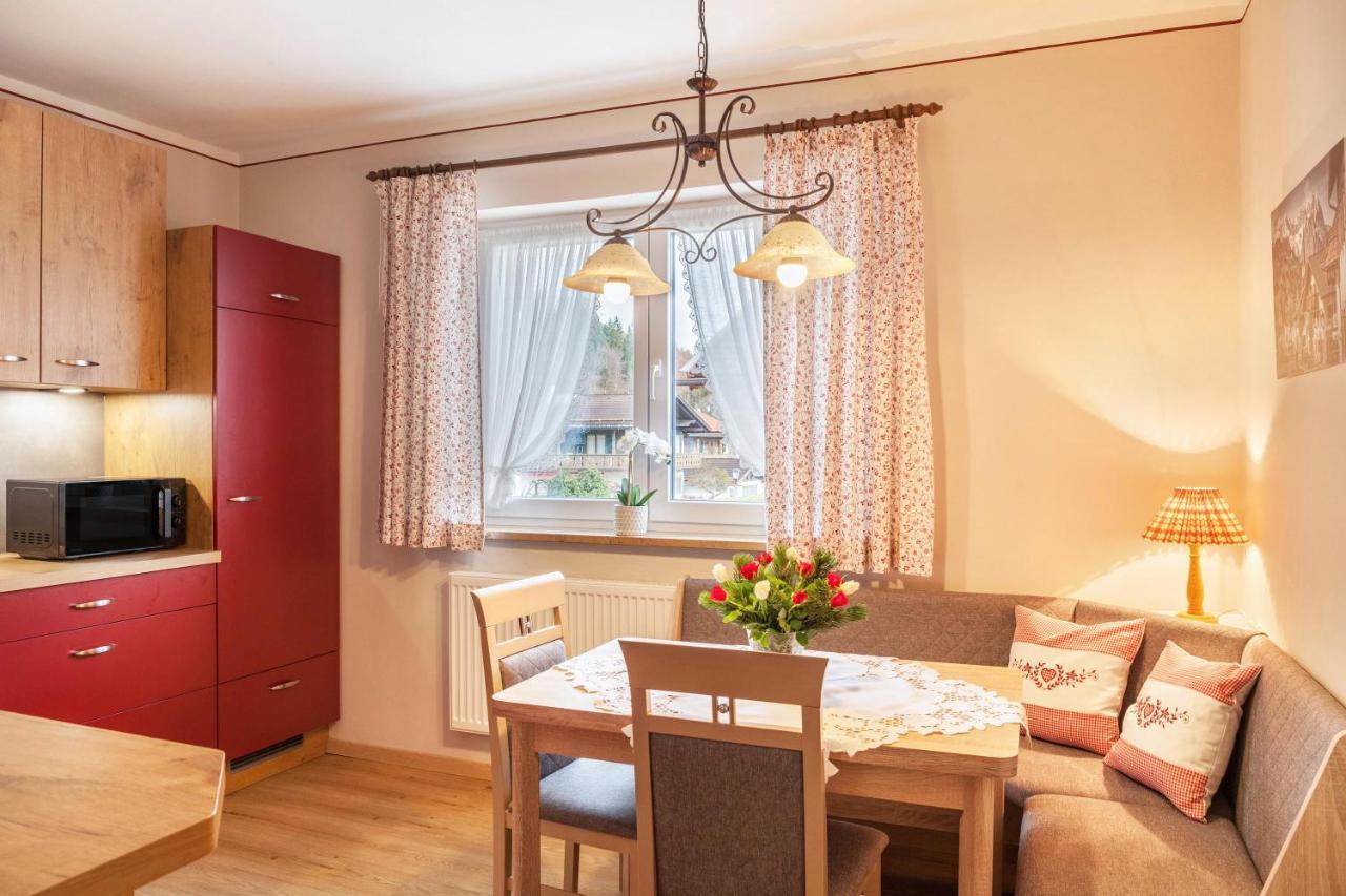 Ferienwohnung Waldruhe Гармиш-Партенкирхен Экстерьер фото